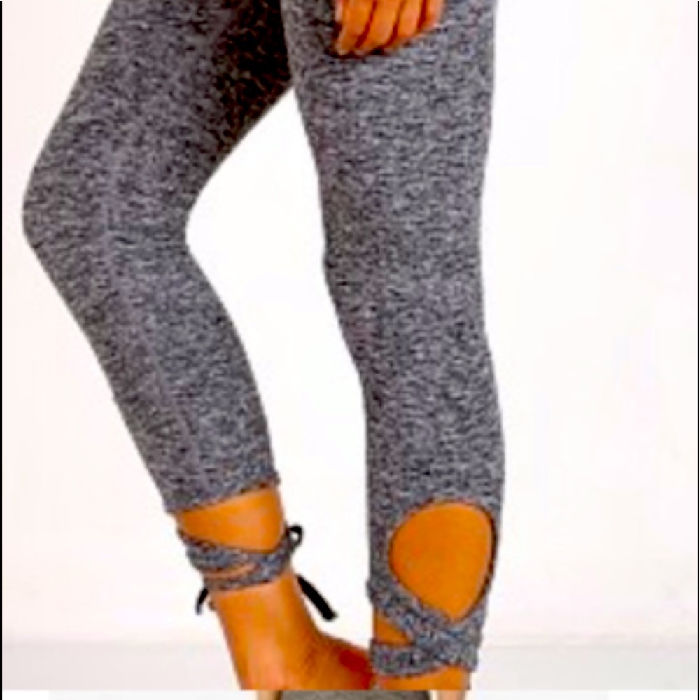 Beyond Yoga supersoft brushed legging w/ankle ties